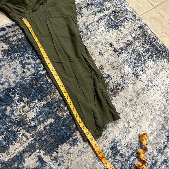 Abercrombie & Fitch Green Paper Bag Wide Leg Sweatpants Size Medium - Picture 10 of 10